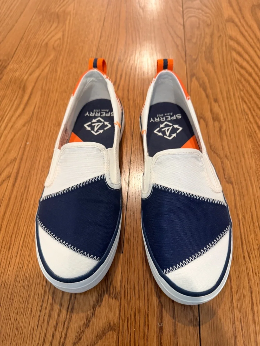 Sperry Crest Twin Gore Slip-On Sneakers – NEW (Never Worn); Size 7 (Women’s) - Picture 1 of 4